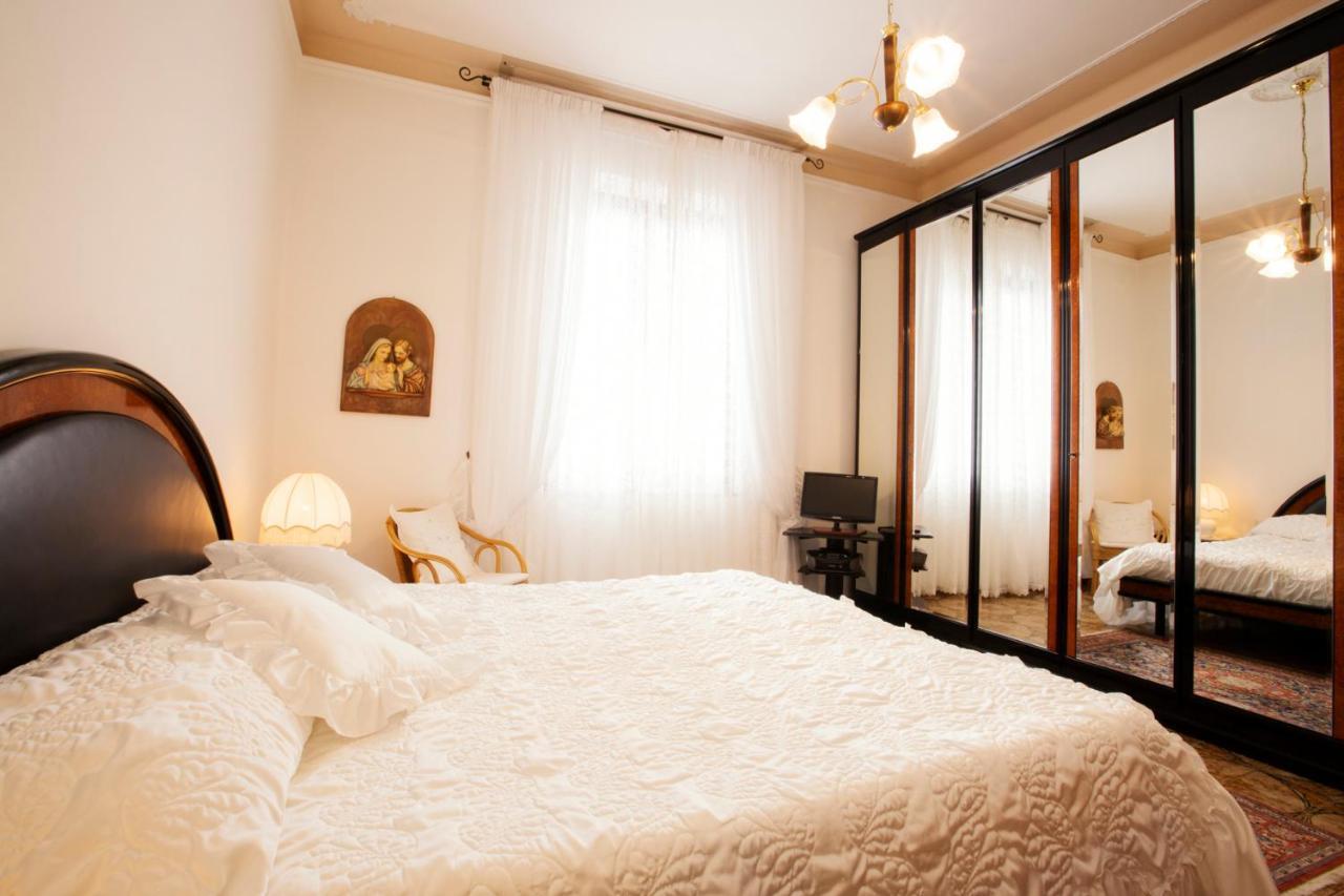 Room Cavour, Nearby Cinqueterre Λα Σπέτσια Εξωτερικό φωτογραφία