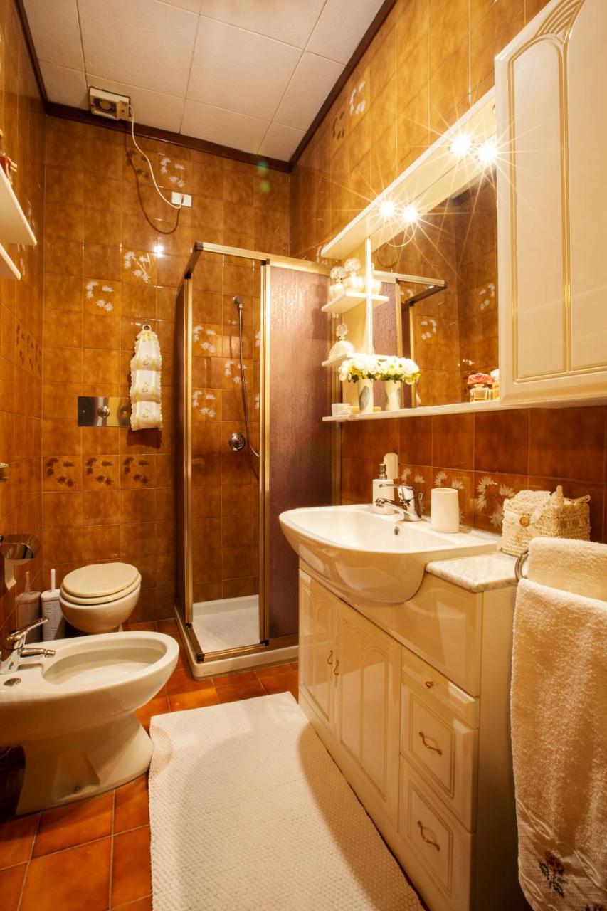 Room Cavour, Nearby Cinqueterre Λα Σπέτσια Εξωτερικό φωτογραφία